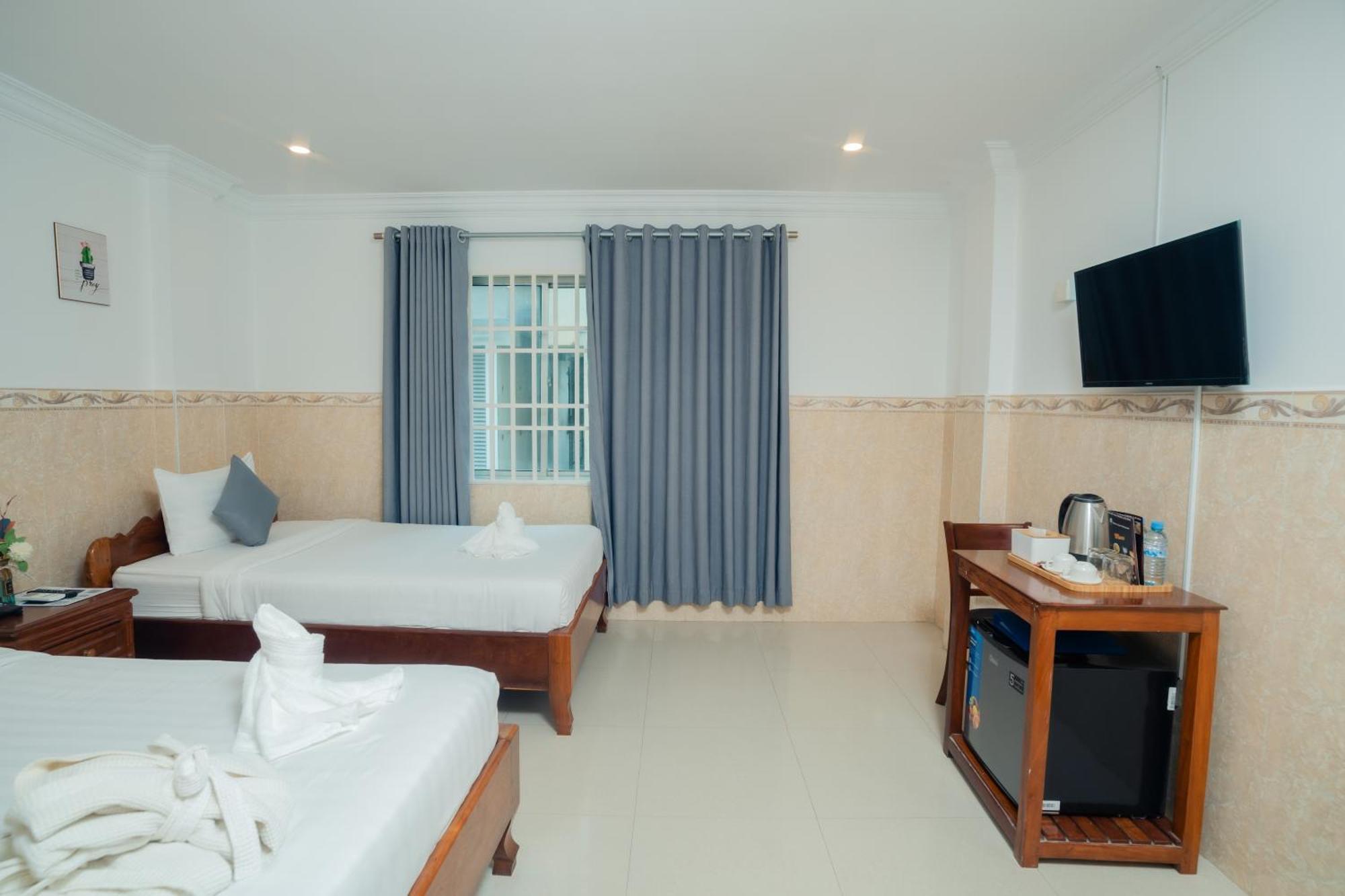 White Corner Hotel Phnom Penh Esterno foto