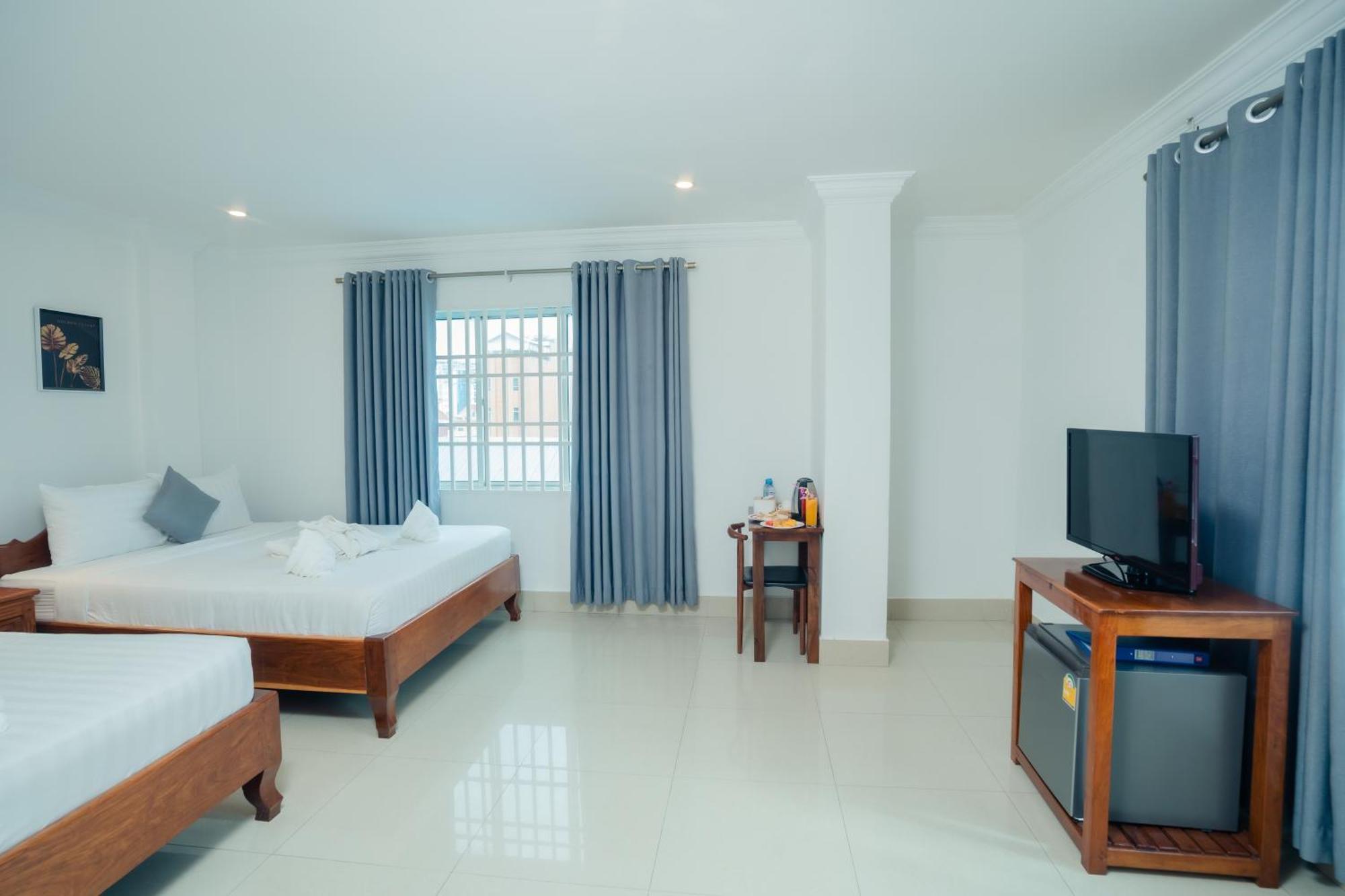 White Corner Hotel Phnom Penh Esterno foto
