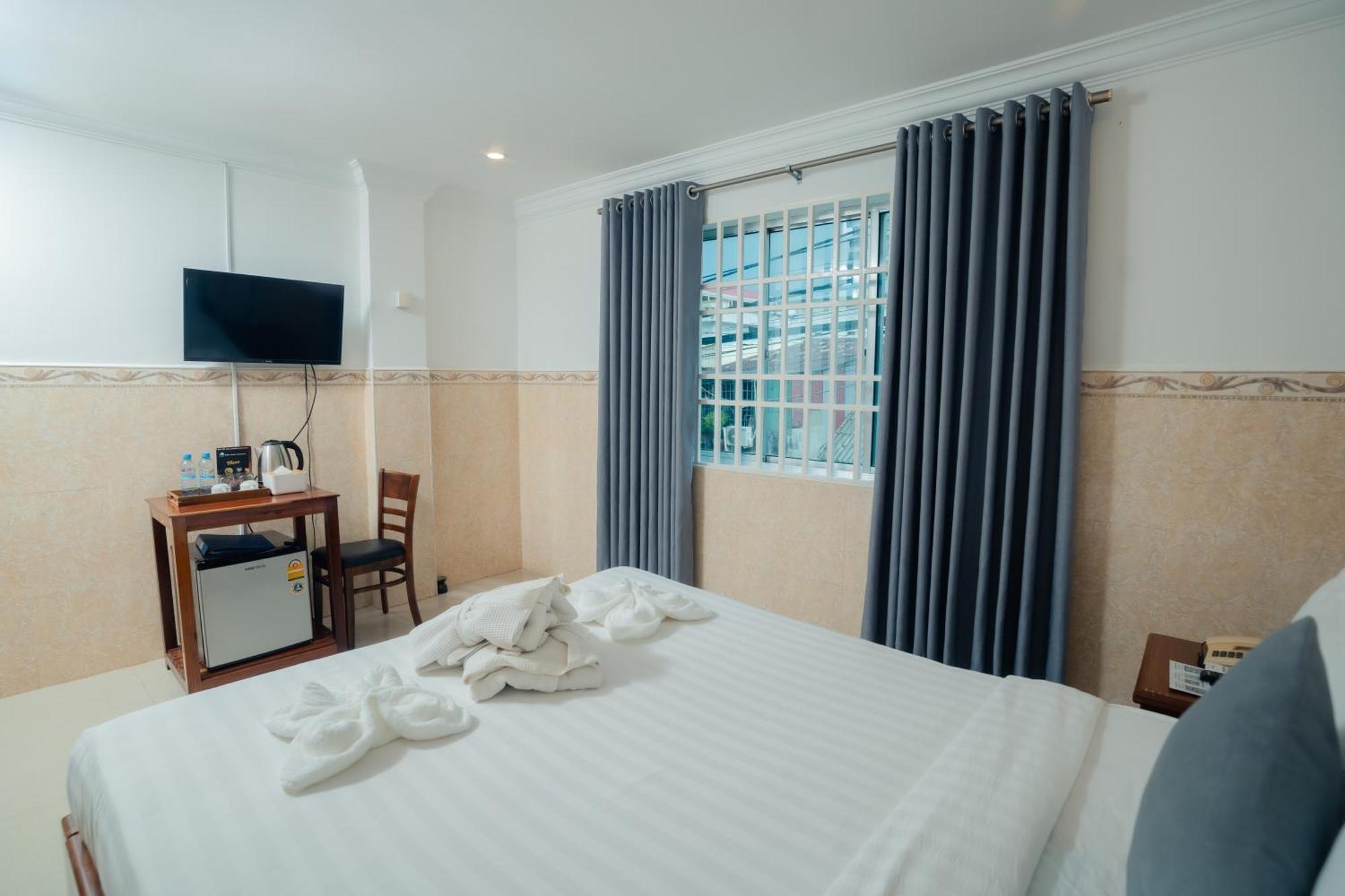 White Corner Hotel Phnom Penh Esterno foto