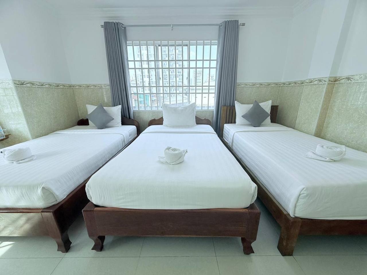 White Corner Hotel Phnom Penh Esterno foto